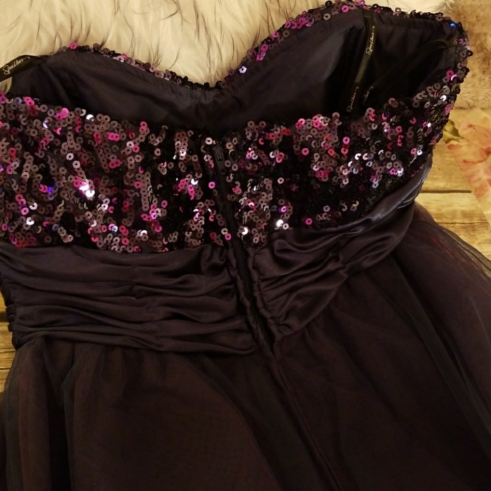 Sequined Strapless Dress - Picture 5 of 6